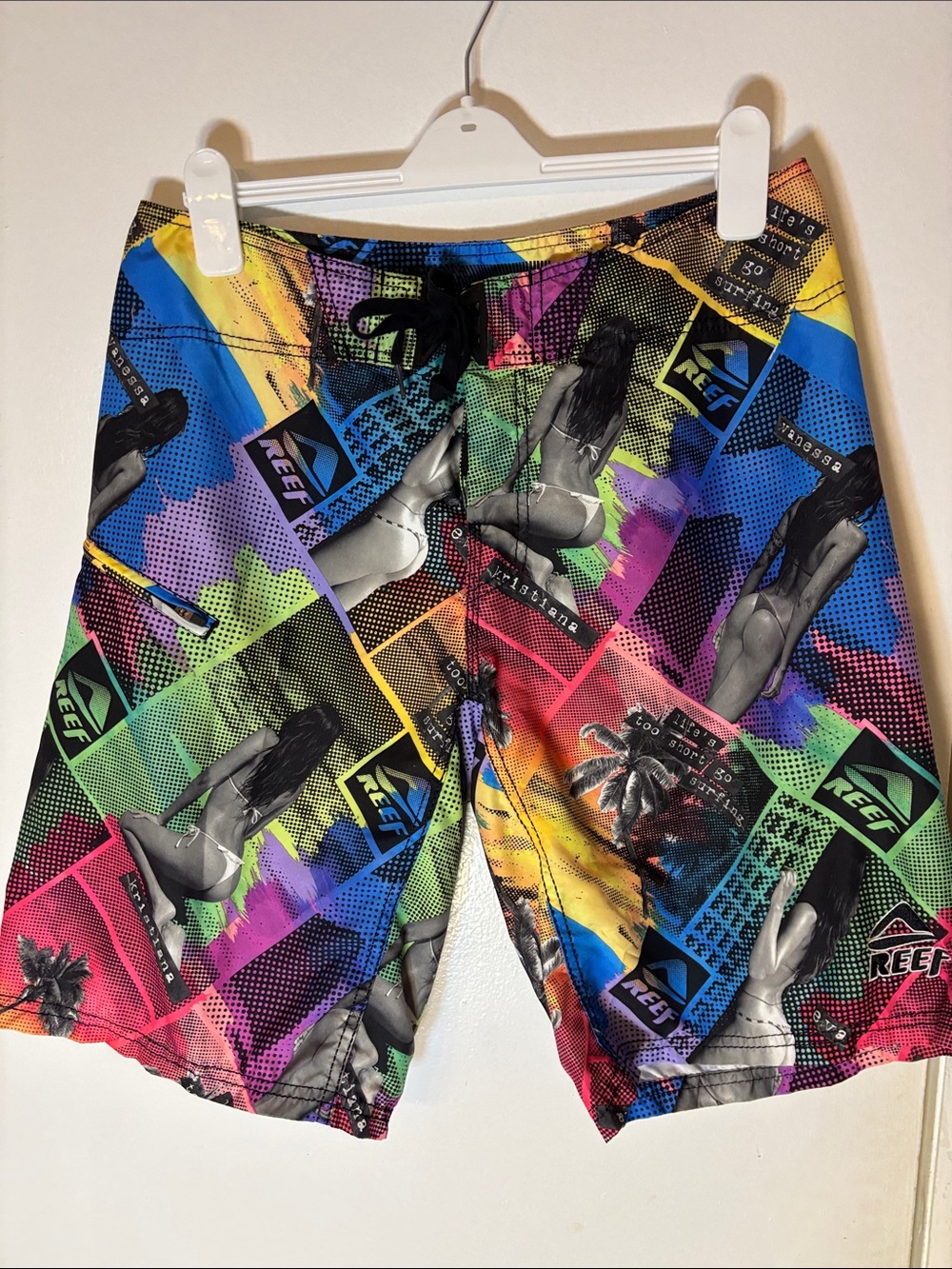 Reef men’s board shorts- very unique size 34
